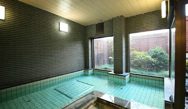 石造り大浴場（内風呂）