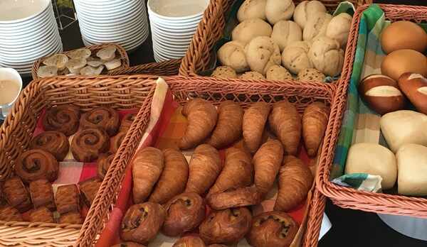 朝食レストラン　ラメール