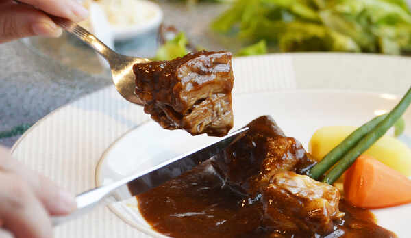 当館自慢のビーフシチュウ（最新）