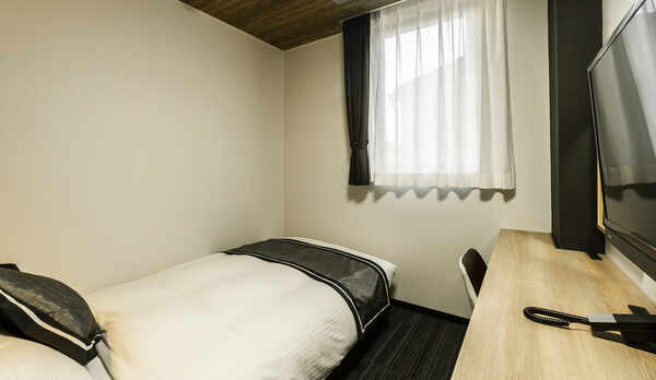 ◇セミダブルルーム◇2名利用　ベッド幅：120cm