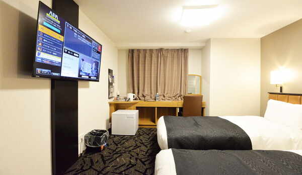 【ツインルーム：19㎡】シングルベッド（幅100cm）2台のお部屋です。