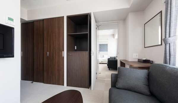 コネクティング