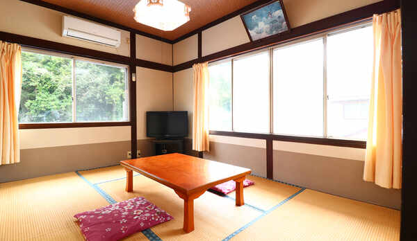 客室◆和室6畳　手頃なサイズのお部屋