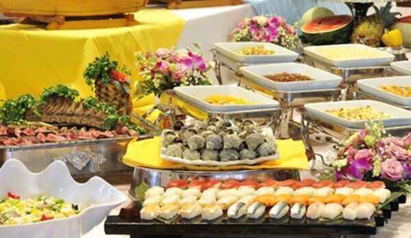 ディナーショーバイキング