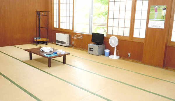 ・【本館7号室】大人数にも嬉しい！広々したお部屋