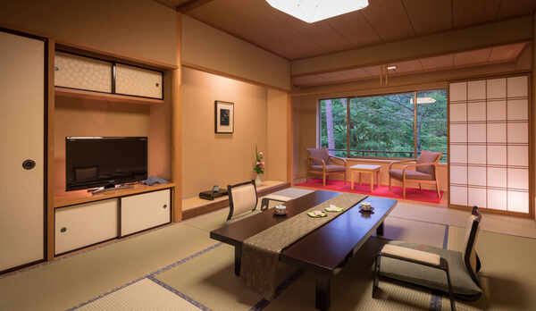 【標準和室12畳+踏込】