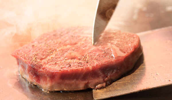 お1人様ずつお好みの焼き加減に仕上げてご提供