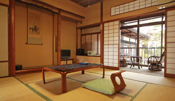 【客室一例-和室6〜8畳】