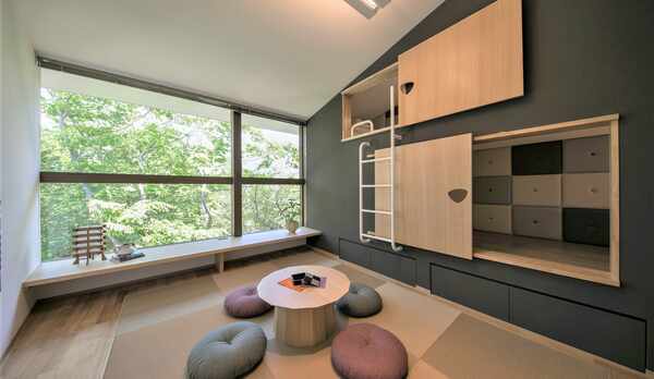 スタンダードＰＯＤルーム　客室内会議室