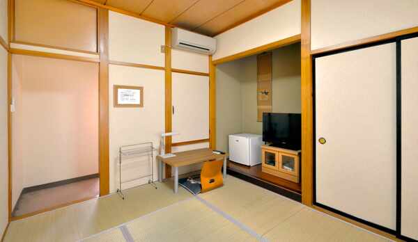 【和室6畳】ビジネスや一人旅でご利用ください。