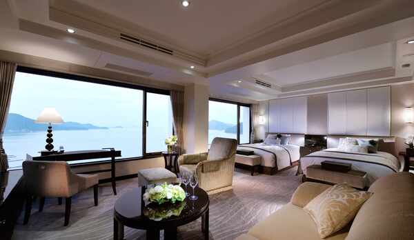 【インペリアル・スイート】開業以来、国内外の賓客をお迎えしてきた特別なお部屋です。