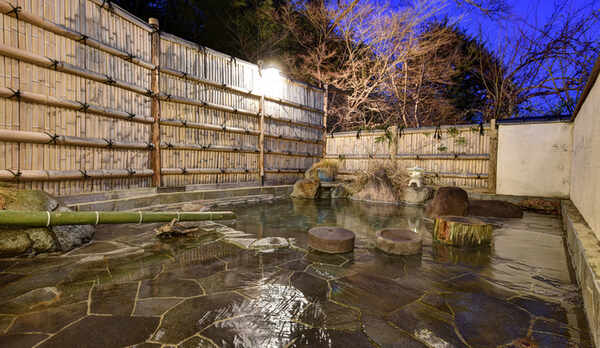 *露天風呂（女性）