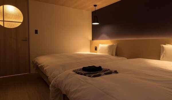 ◆プレミアテラスツイン(バス・トイレ別)◆31平米【ベッド幅120cm&times;2】 坪庭付き