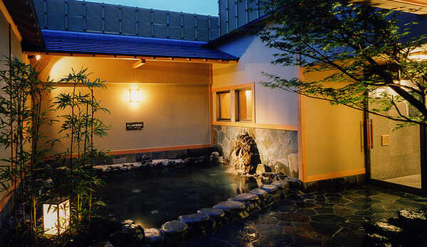 石の湯 富士山溶岩露天風呂