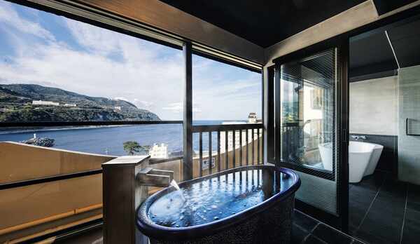 【特別室】露天風呂付スイート８４平米最上階の景色を満喫