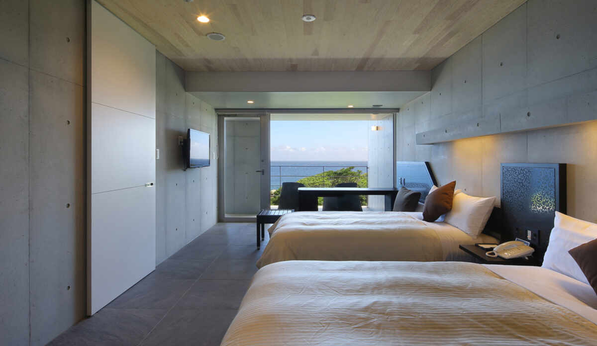 THE HOTEL YAKUSHIMA OCEAN＆FOREST（旧：シーサイドホテル