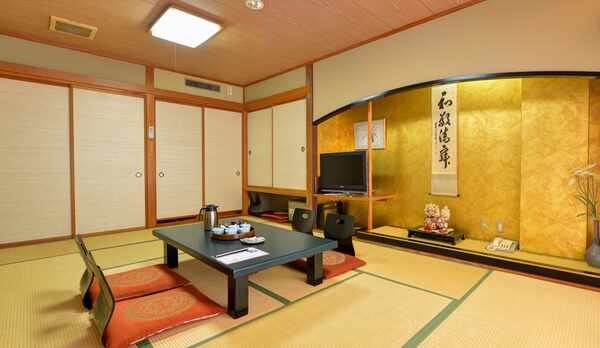 *客室/美しい那須連山と那珂川の四季を遠くから望む—清潔感あふれる和室