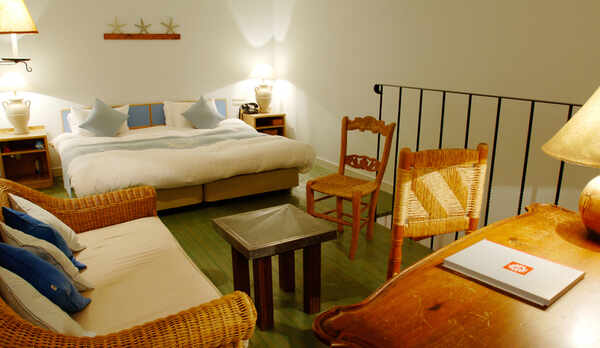 ■地中海スイート23号室[室内5二階]