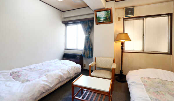 ◆ツイン②　新幹線駅すぐ！旅の中継地としてもご利用頂けます！