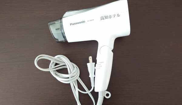 マイナスイオンドライヤー