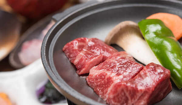 *【夕食一例】和牛の陶板焼き