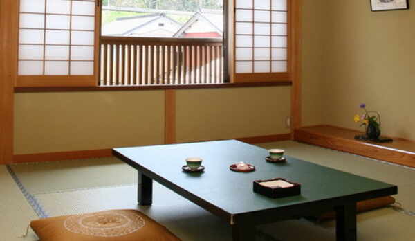 施設　部屋　207