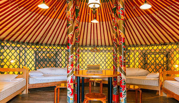 ・【パオ】内装も異国を感じれます