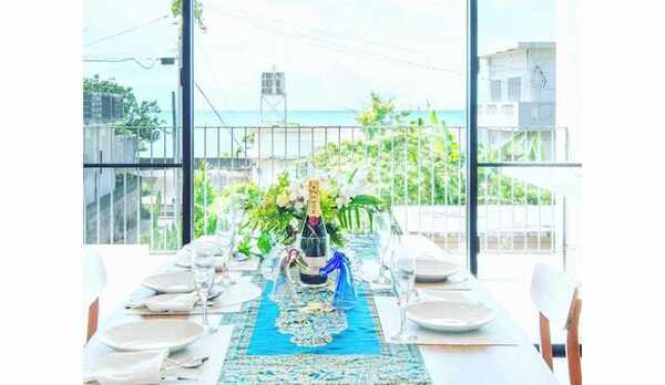 2階ダイニングテーブル