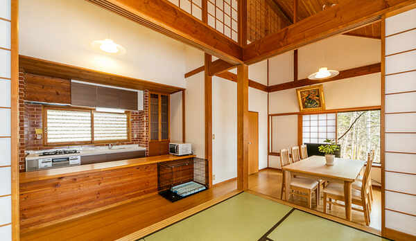 窓を明けると四季折々の自然の美しい景色をそばに