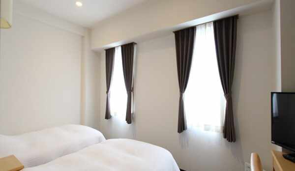 カップルやご家族におすすめのツインルーム（23㎡）