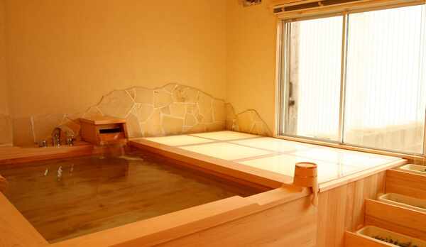 貸切風呂「潮香」４５分間　２１６０円