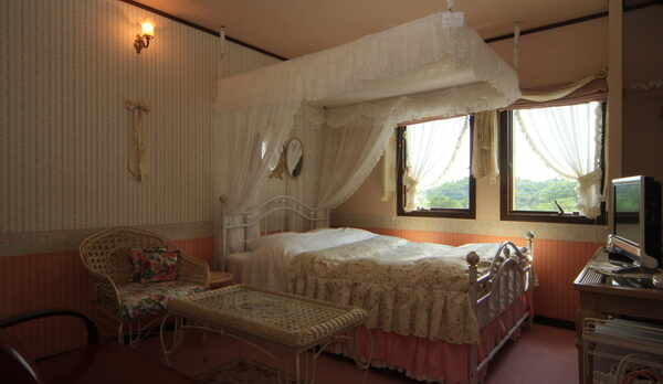 スタンダードダブル　202号室