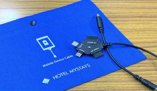 ■マルチタイプ充電器■各部屋の引き出し内に用意ございます