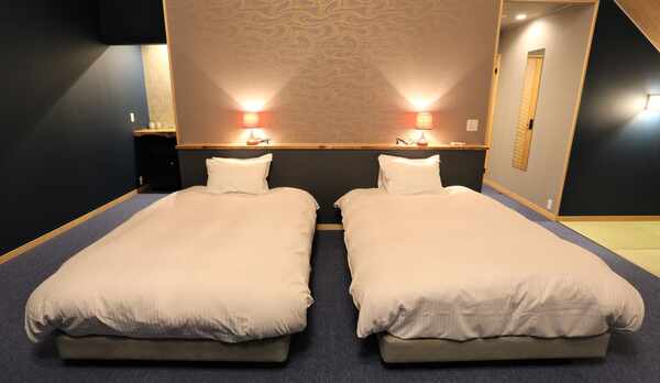 デラックスツイン