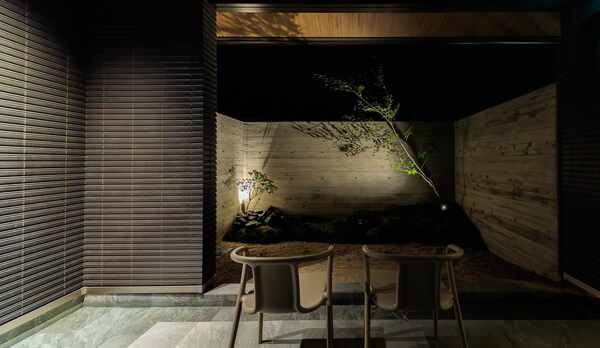 【清泉】一枚の絵画を切り取ったような空間