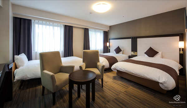 ツインルーム（エキストラベッド設置イメージ）