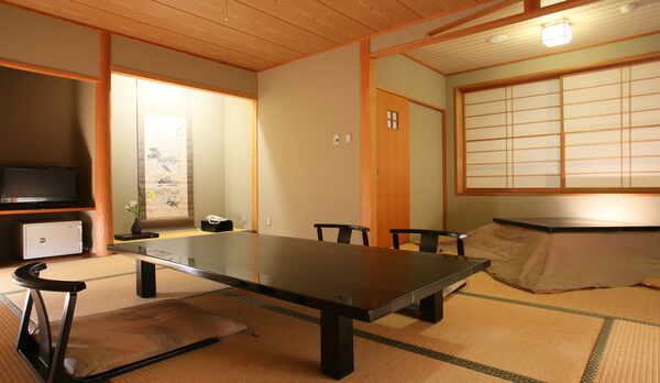 ★【禁煙】和室10畳＋次の間