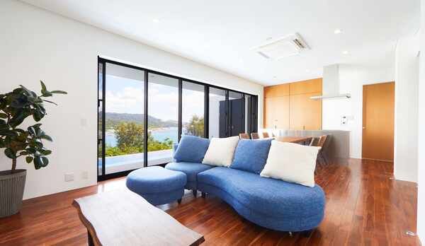 リビング、ダイニング、キッチン