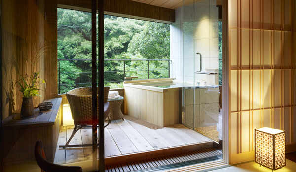 露天風呂付客室（バスあり・トイレ付）