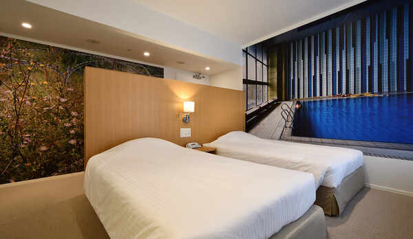 【デラックスツインルーム】「embrace」米田 知子