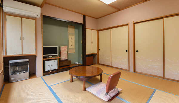 *【部屋】和室8畳バストイレなし