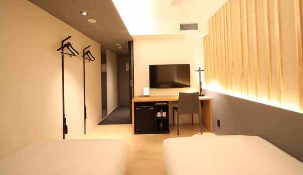 ◆スタンダードツイン(バス・トイレ ユニット式)◆16平米【ベッド幅100cm&times;2】