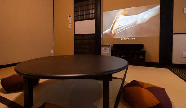 EPSONプロジェクターAndroid TV