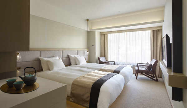 【スーペリアツイン 約30㎡ ベッド幅1,230mm&times;2台 定員2名】