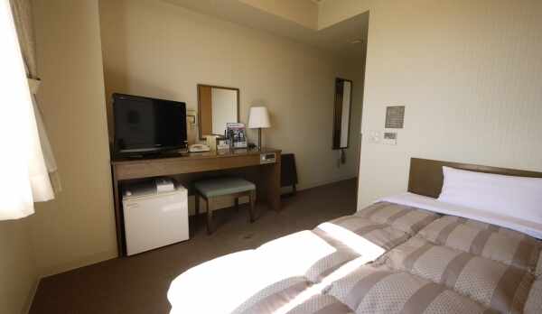 シングル　部屋面積約１４㎡