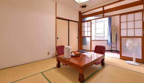 *和室6畳（客室一例）/一人旅やビジネスに◎足を伸ばしてのんびりとお寛ぎ下さい。