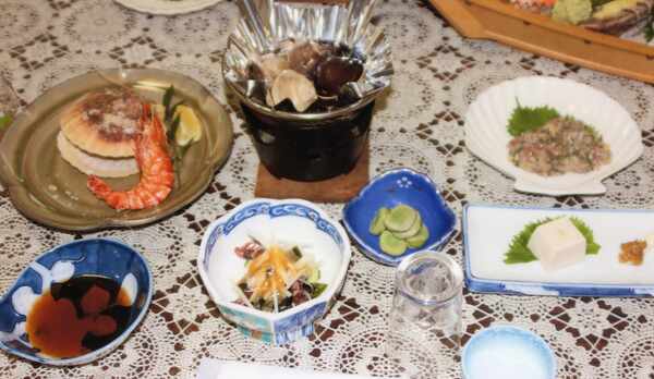*夕食一例/名物の「なめろう」など新鮮な海の幸いっぱいのご夕食です。