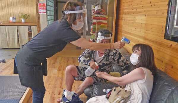 検温のご協力をお願いします。