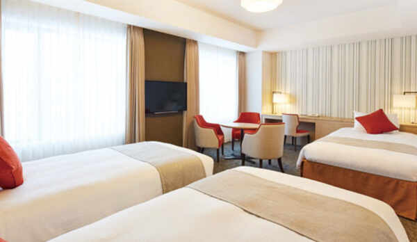 【エミオンスクエア】スクエアフォースルーム（38㎡）3名様利用時