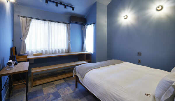 CERAMIC MUG  (クイーンベッド1台、ロフトシングルマット2枚)